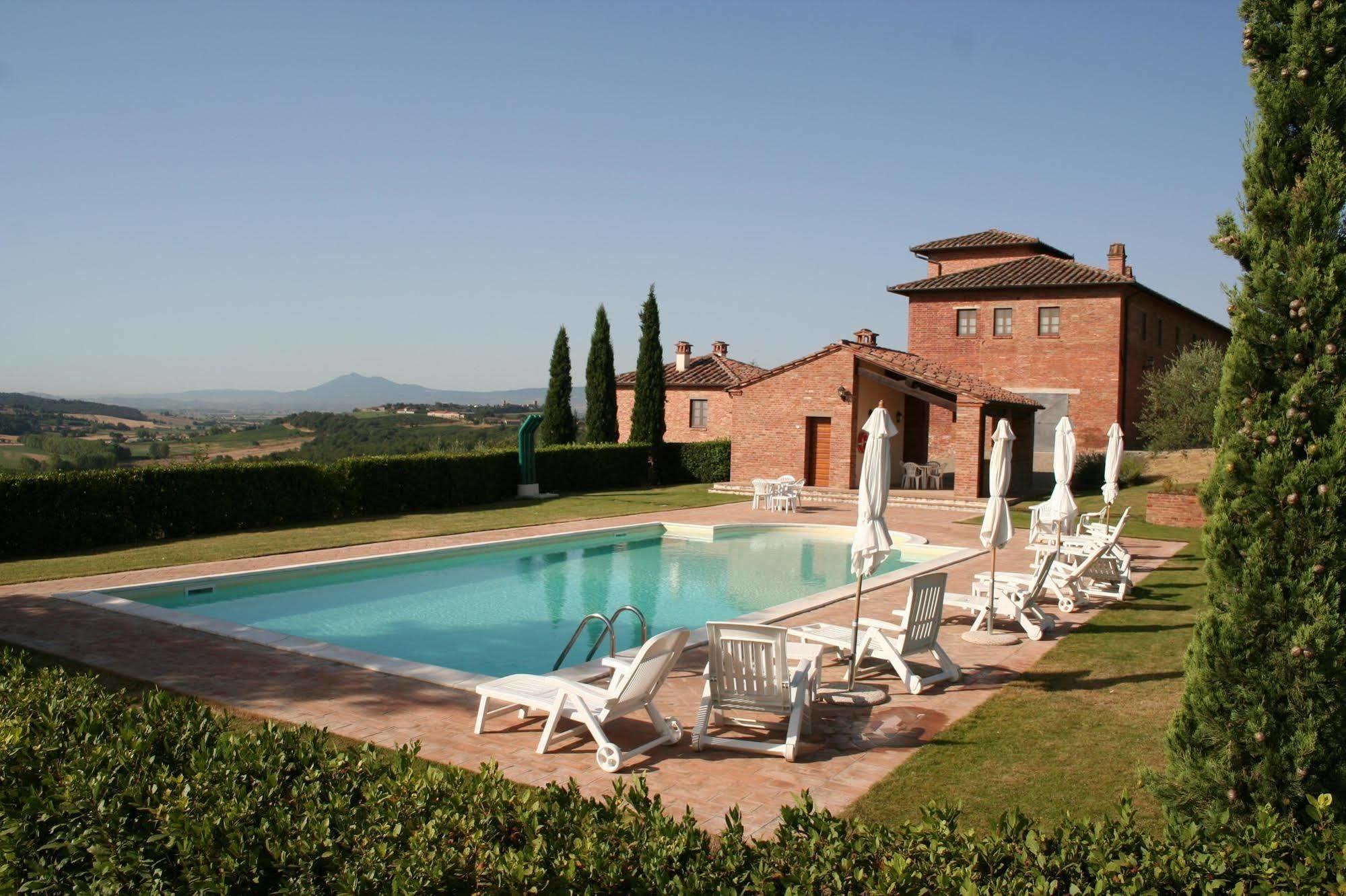 Agriturismo Terra Rossa Valiano Buitenkant foto