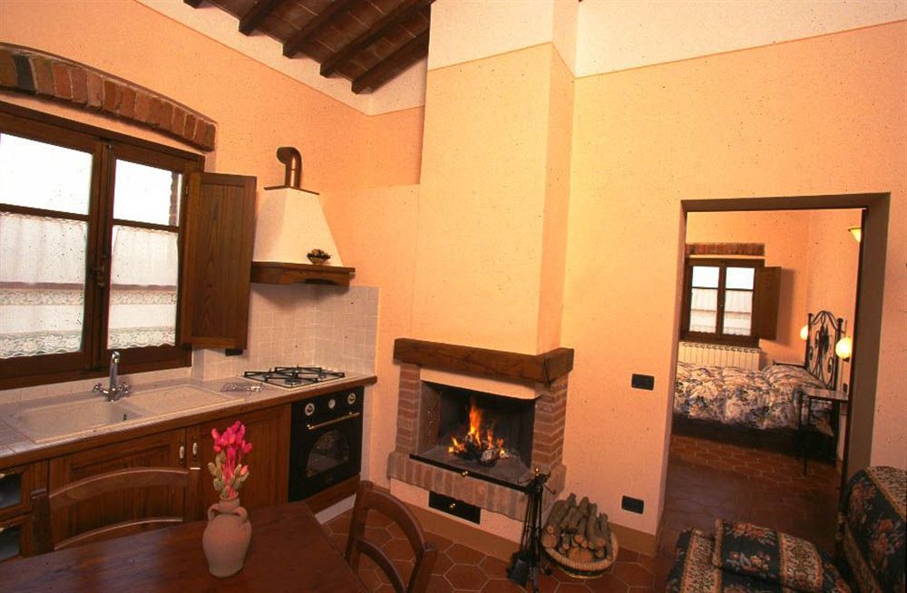 Agriturismo Terra Rossa Valiano Buitenkant foto
