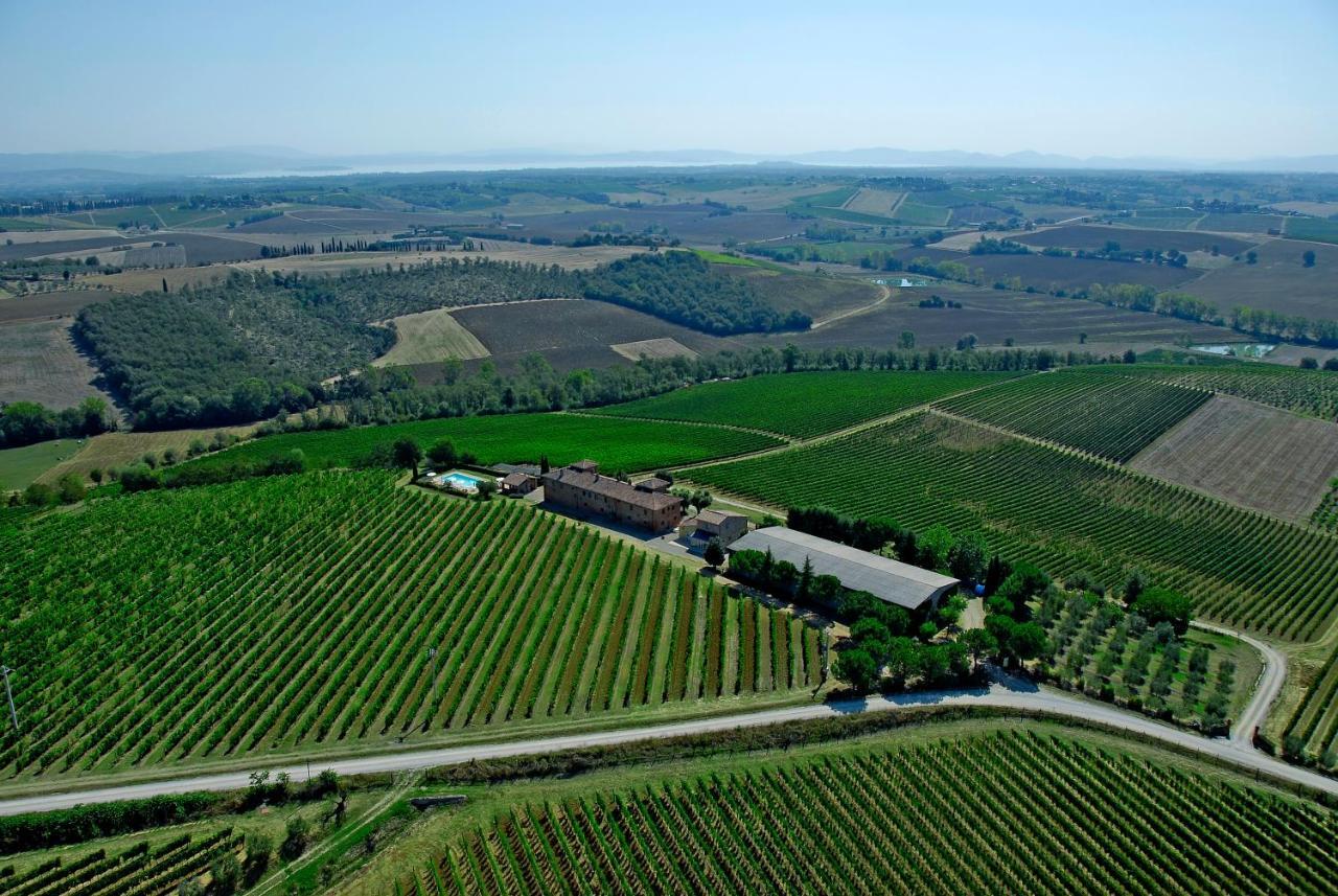 Agriturismo Terra Rossa Valiano Buitenkant foto