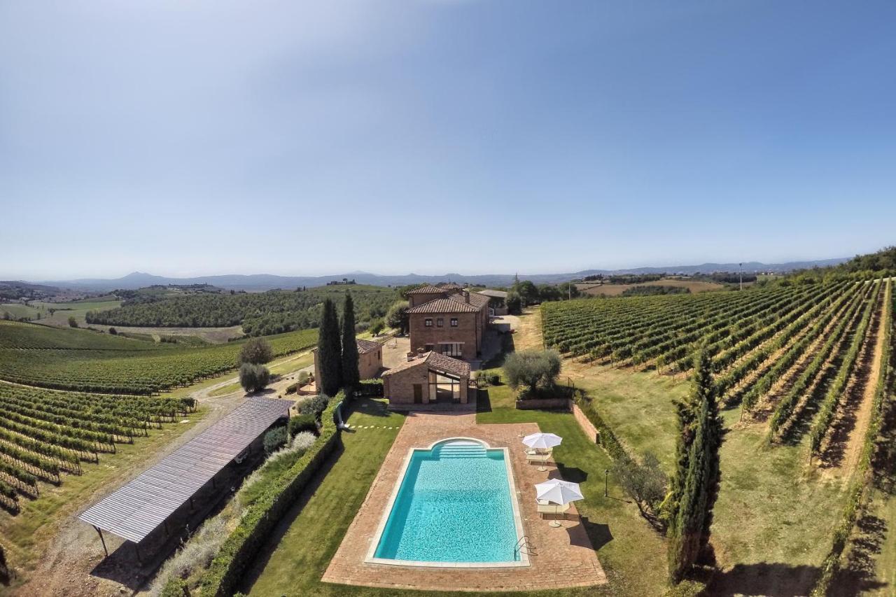 Agriturismo Terra Rossa Valiano Buitenkant foto