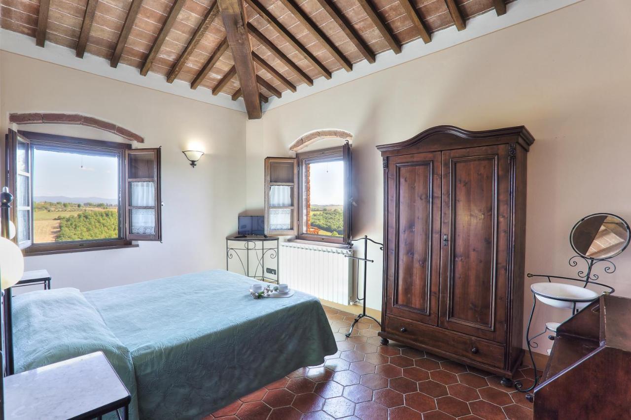 Agriturismo Terra Rossa Valiano Buitenkant foto